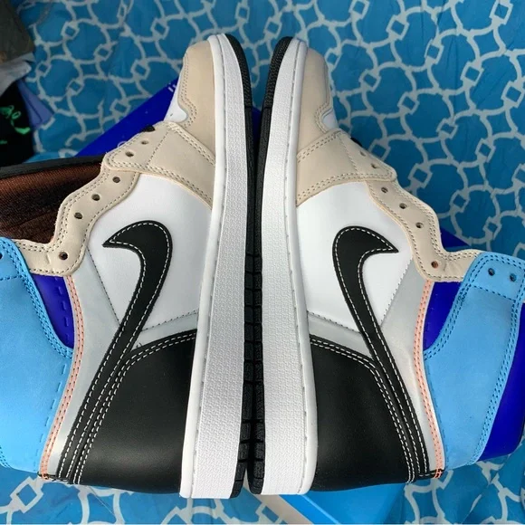 Nike Air Jordan 1 High Men’s size 9 retro prototype OG rare sneakers biohack new
